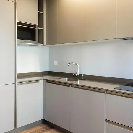 Duomo Center Art Living Apartment *